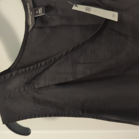 Banana Republic tank top - Picture 2 of 4